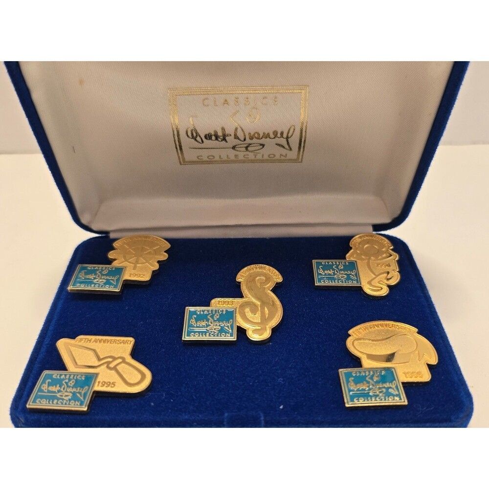 Disney WDCC 1997 Anniversary Boxed Pin Set NEW Classics Collection